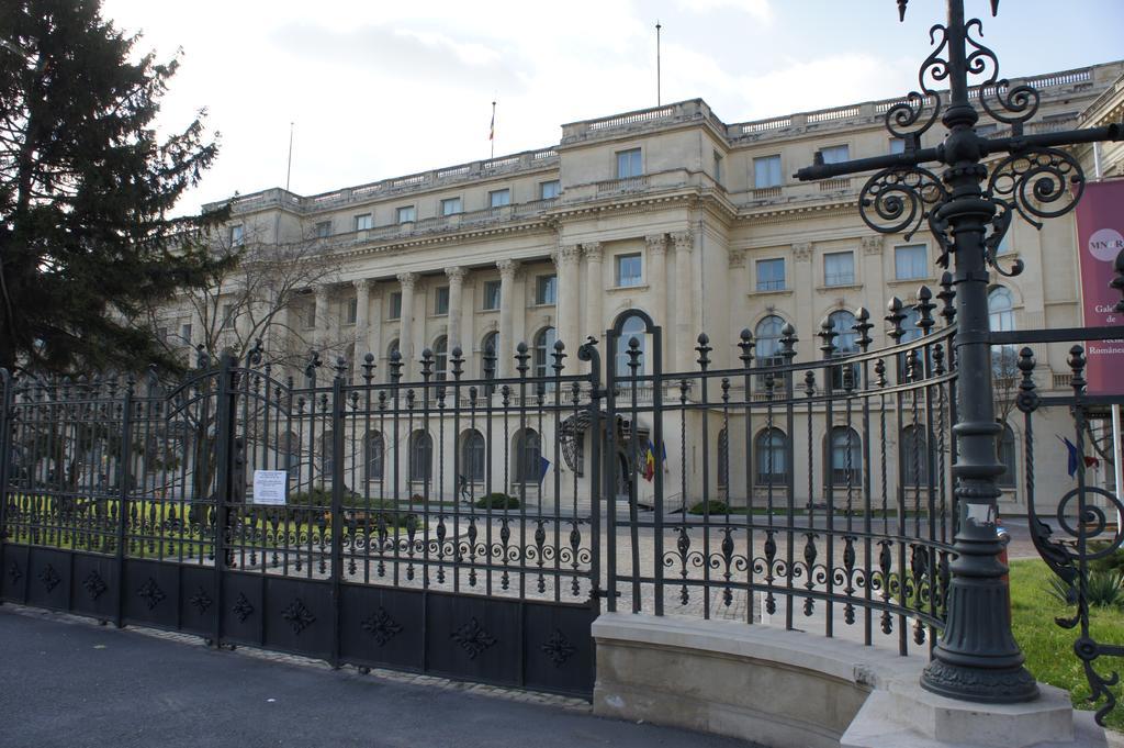 Agentia H Accommodation Bucarest Exterior foto