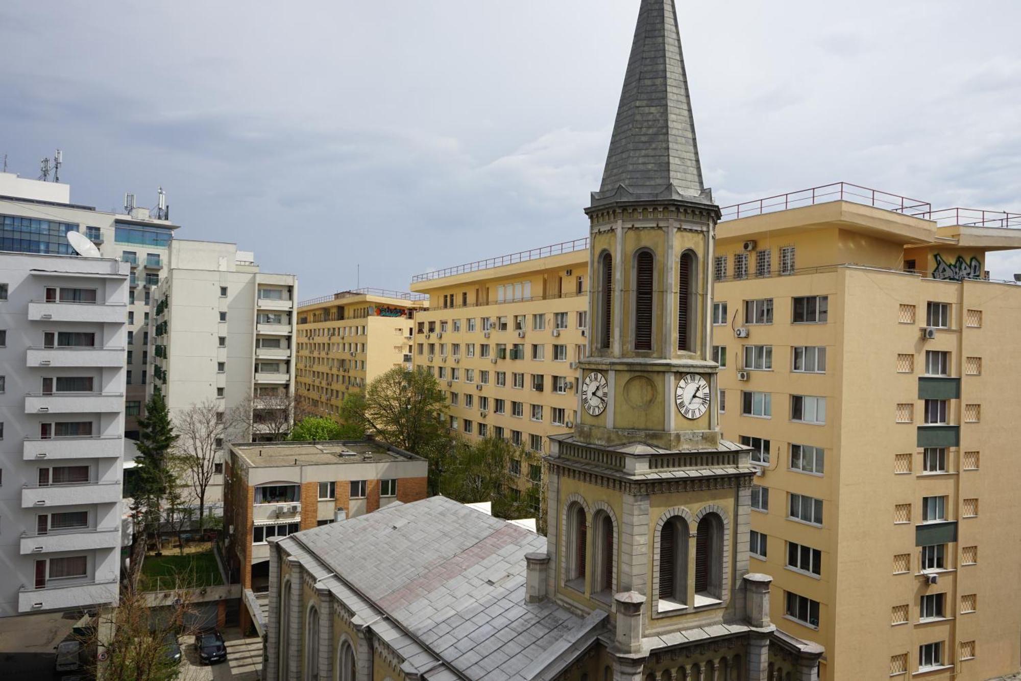Agentia H Accommodation Bucarest Exterior foto