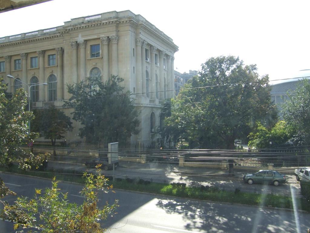 Agentia H Accommodation Bucarest Exterior foto