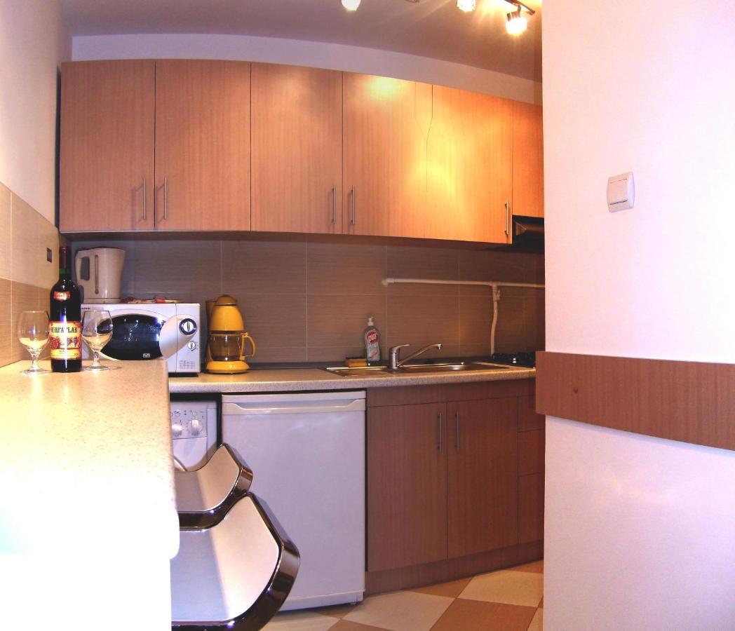 Agentia H Accommodation Bucarest Exterior foto